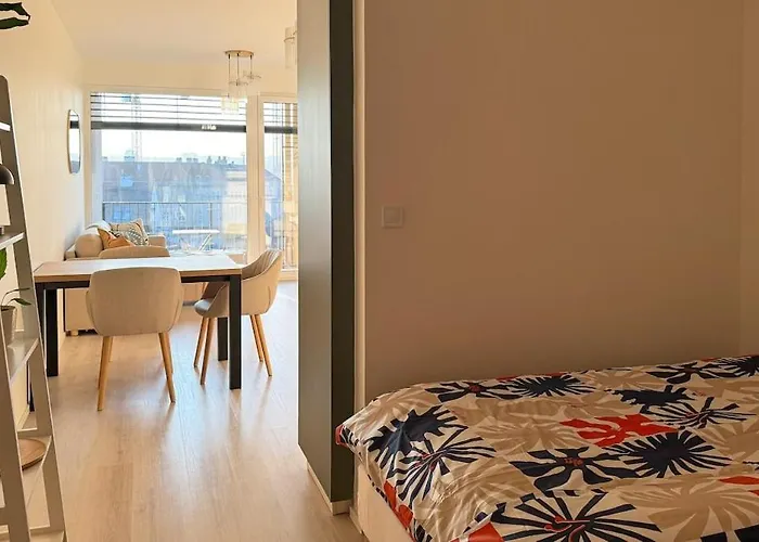 Апартаменты Homey 610 Komarov